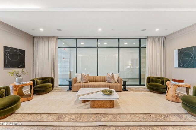 Photo - 4240 E Camelback Rd Unidad 203