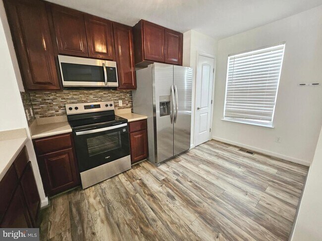 Photo - 73 Medal Way