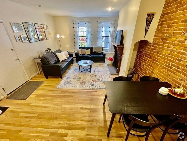 Building Photo - 36 Symphony Rd Unit 1A Rental