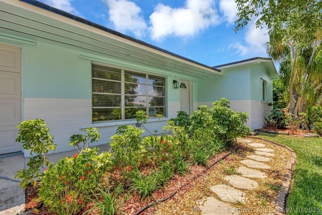 Photo - 3837 NE Melba Dr