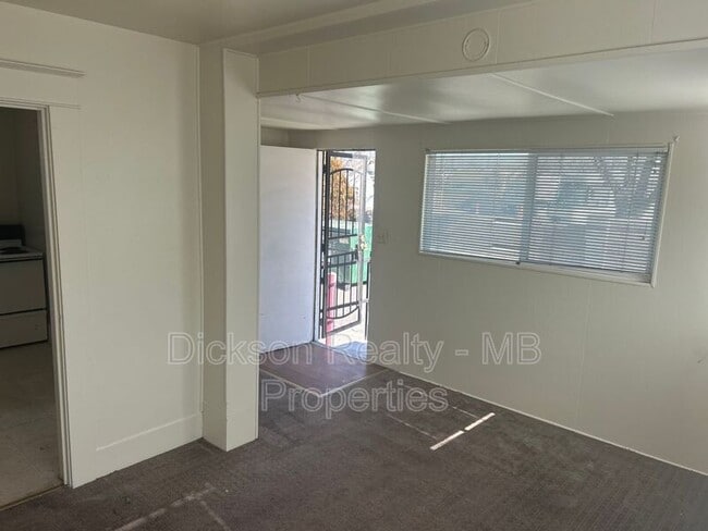 Photo - 54 S Wells Ave