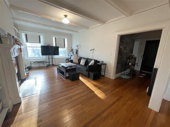 Photo - 183 Babcock St Unit 3