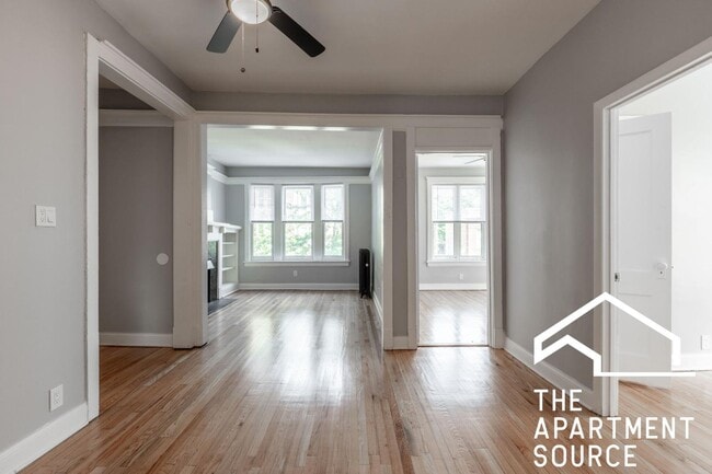 Photo - 1251 W Rosemont Ave Unit 3F