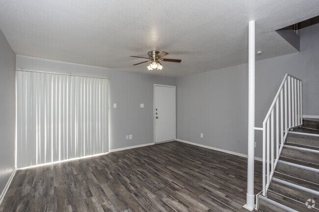 A2 - 1BR, 1.5BA - 800SF - Living Room