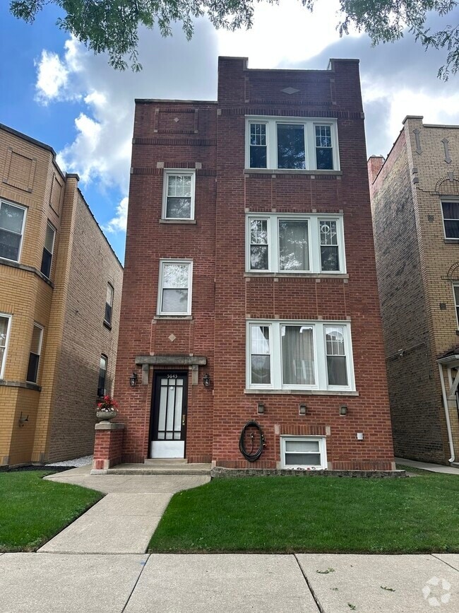 Building Photo - 5643 N Artesian Ave Unit 3 Rental