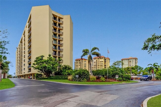 Photo - 690 Island Way Unit 605