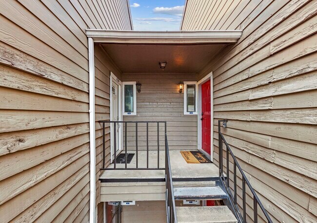 Photo - 4444 Victory Dr Unit 1108