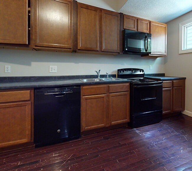 Building Photo - 520 12th Ave SE Unit 520 12th Ave SE #1 Rental