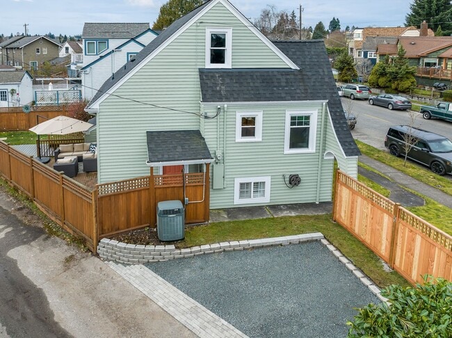 Photo - 7638 Winona Ave N Unit B