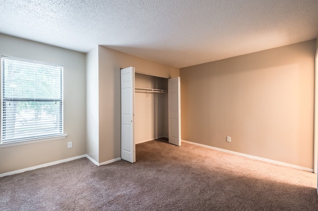 Keswick Apartments