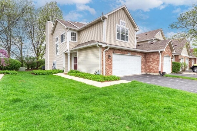 Photo - 3015 Kentshire Cir