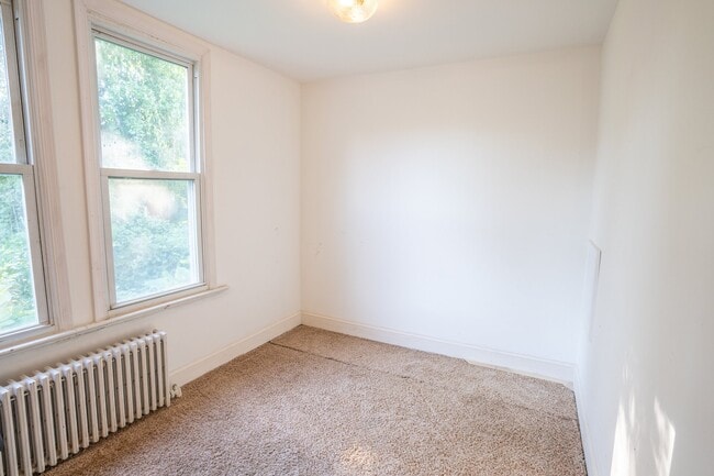 Photo - 1810 N Underwood St