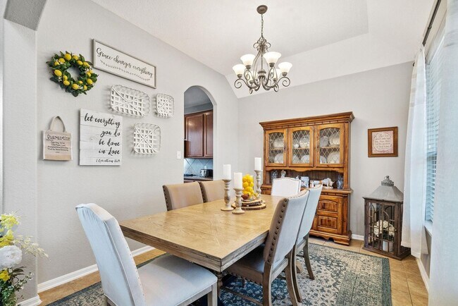 Photo - 62 W Lasting Spring Cir