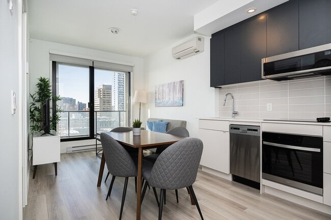 Photo - 1000 Av. des Canadiens-de-Montréal Unité SI ID1261826P