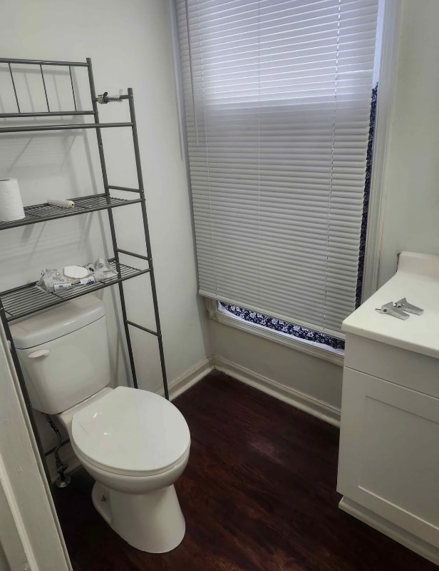 Photo - 412 Oneida St