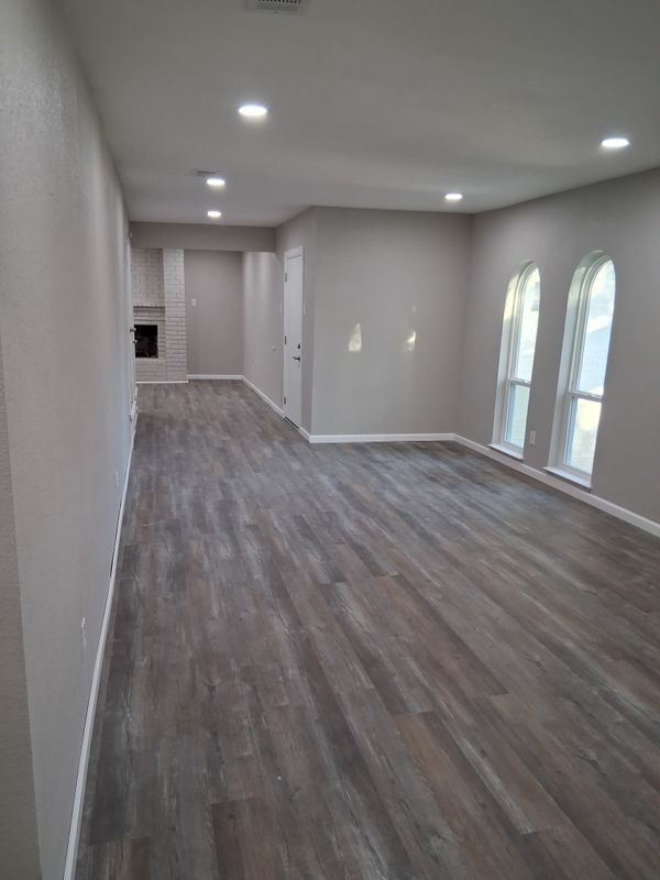 Photo - 5009 Cottey St