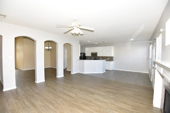 Photo - 9907 Up Country Ln