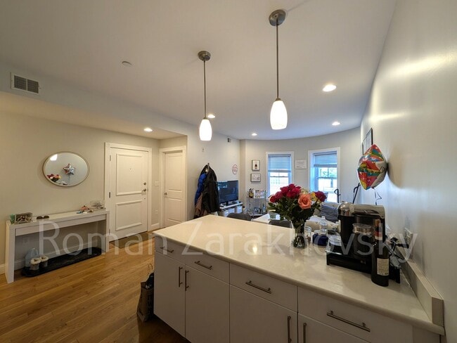 Photo - 54 Kent St Unit 2A