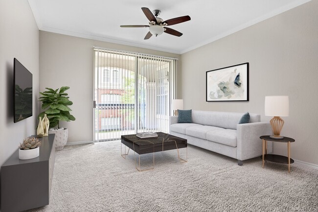 Photo - Olympus 7th Street Station