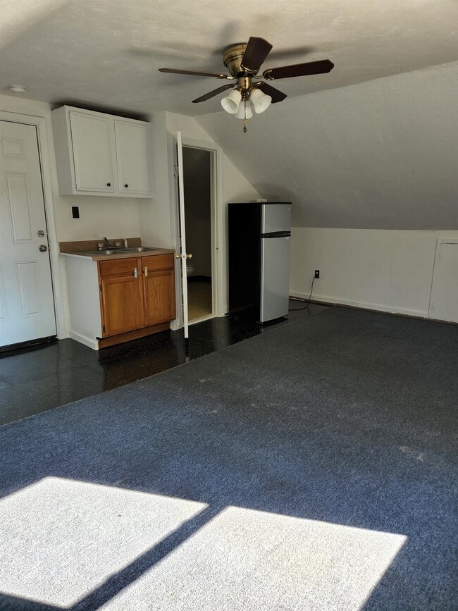 Building Photo - 14 Preston St Unit 2A