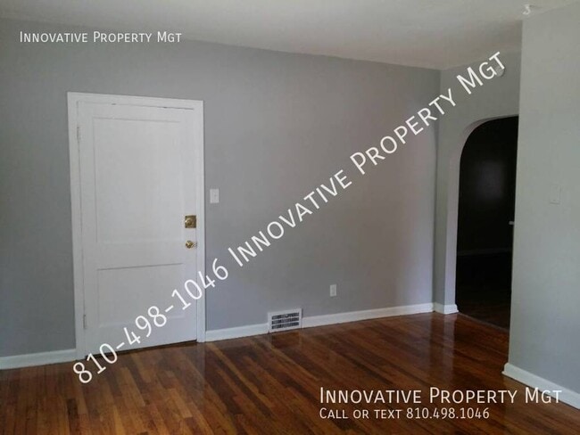 Photo - 702 Thomson St Unit 4
