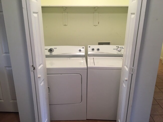 Photo - Oak East Street Duplex Unit 519 East Oak A