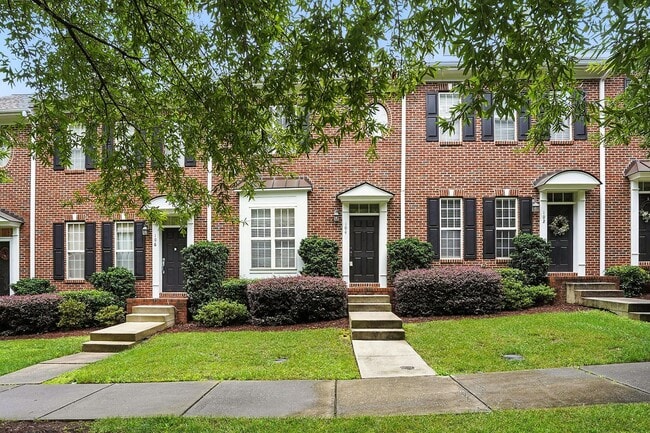 Photo - BEAUTIFUL BRICK FRONT TOWNHOME HOLLY SPRINGS!