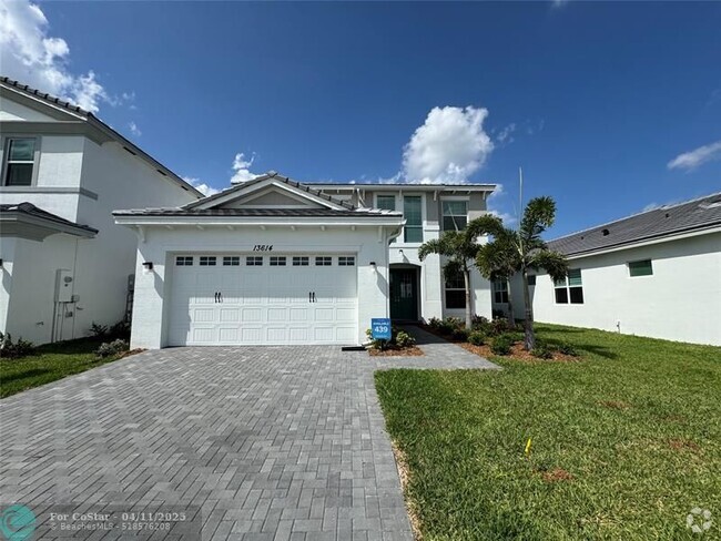 Building Photo - 13614 Spruce Pne Dr Rental