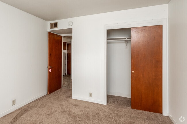 1BR Small - Bedroom