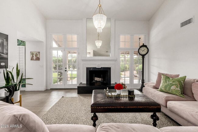 Building Photo - 9825 E Turquoise Ave