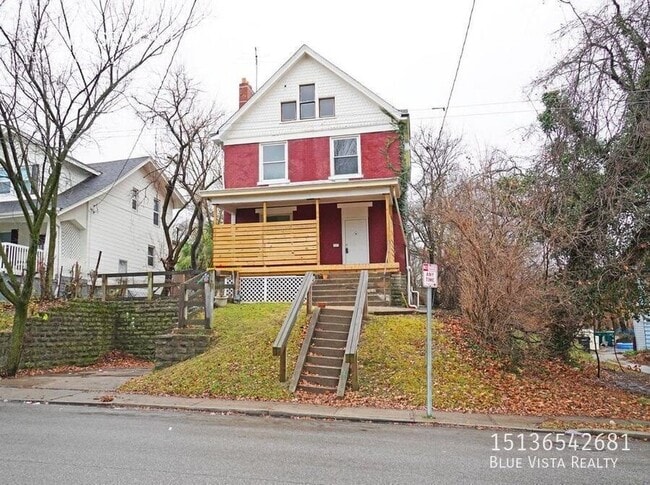 Building Photo - 943 Rosemont Ave