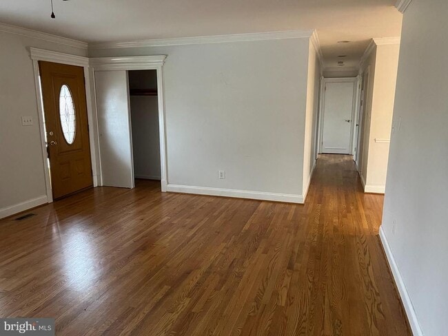 Photo - 810 Wisteria Dr