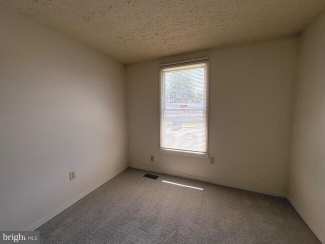 Photo - 2645 Adams St