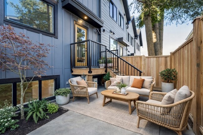 Photo - The Lorraine