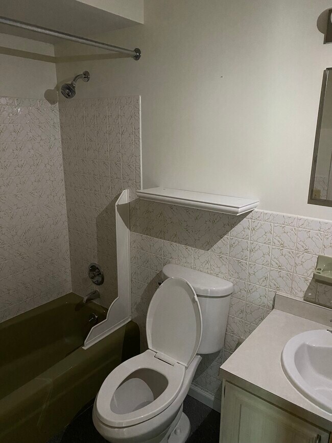 Photo - 2027 Rolling Hills Blvd