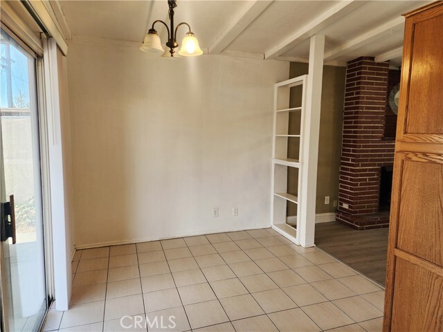Photo - 1350 E Hawthorne St