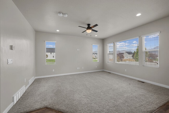 554 S Church Dr