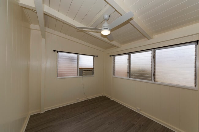 Photo - 723 Hoomalimali St Unit Front 1