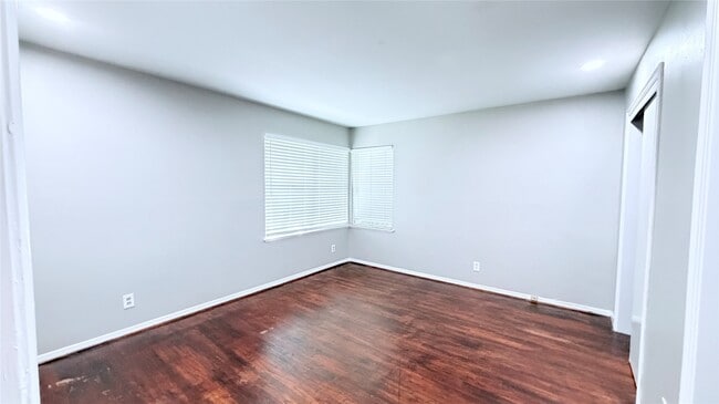Photo - 11119 Atwell Dr