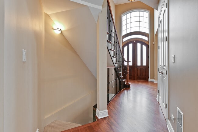 Photo - 7229 Roxbury Ct