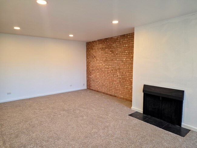 Photo - 5950 Oakwood Dr Unidad 2D