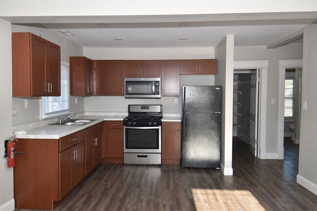 Photo - 111-113 S West St Mishawaka Unit 113 1/2 S. West St.