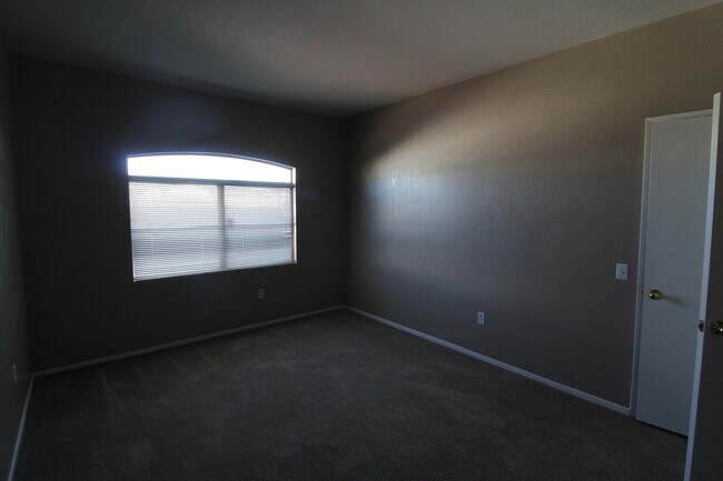 Photo - No Showings Until 7/20/2024 Unidad 1025