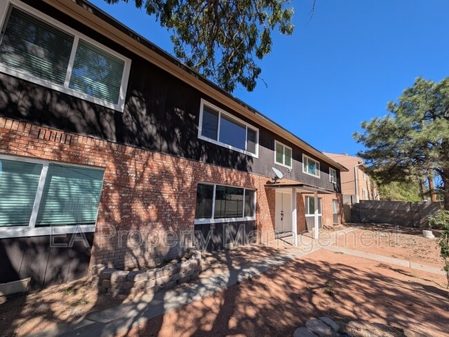 Building Photo - 3712 Bryn Mawr Dr NE Rental