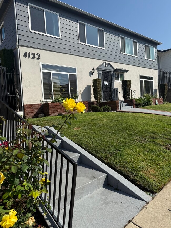Building Photo - 4122 Somerset Dr Rental