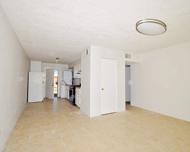 Cozy Indio 2 Bedroom