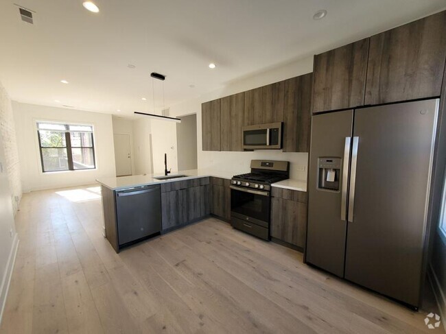 Building Photo - 2 bedroom in Chicago IL 60660 Unit 1R Rental