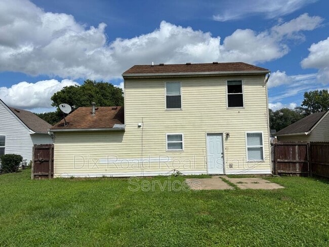 Photo - 307 Park Dr