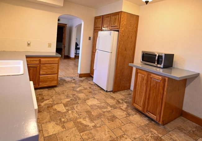 Photo - 1-603 1/2 N Superior Ave Unit 603 1/2