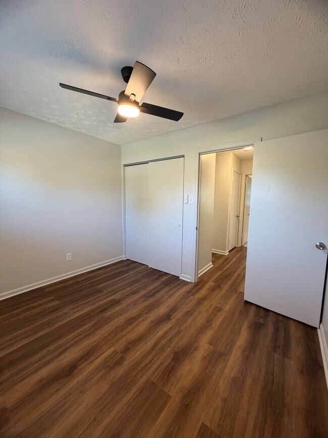 Photo - Newly Renovated House!!